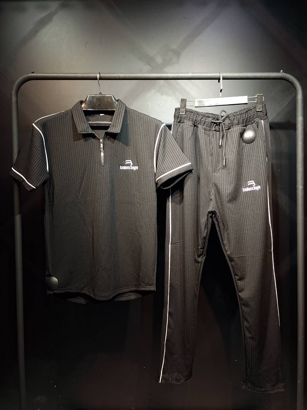 IMG_20250908_145004 ست تیشرت شلوار بالنسیاگا کد 1841 - Image 1