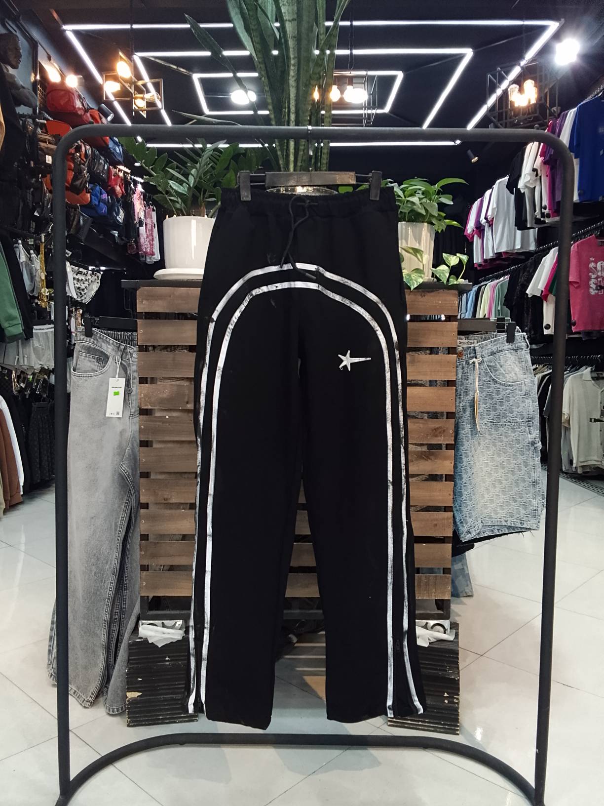 IMG_20250926_162653 شلوار دورس دونوار کد 1905 - Image 1