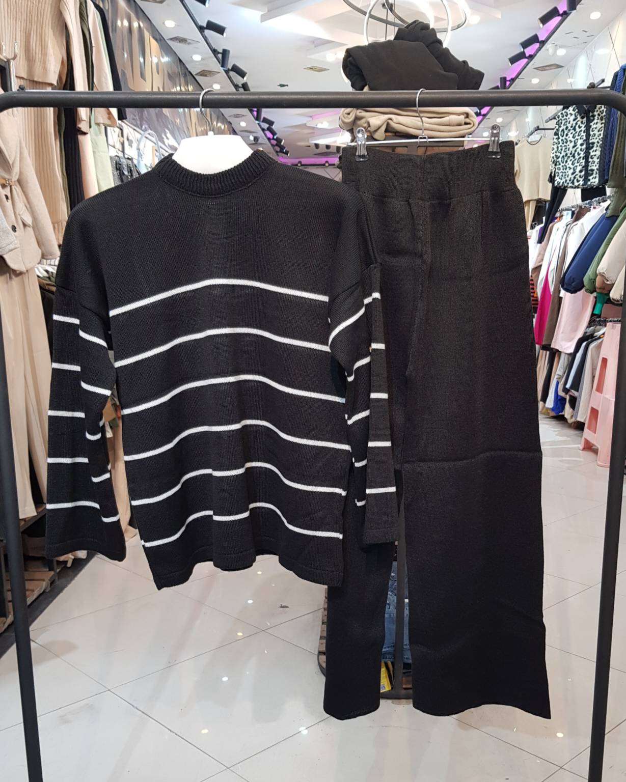 InShot_۲۰۲۵۰۹۲۷_۱۳۱۷۴۸۵۶۵ ست بافت پینترستی کد1909 - Image 1